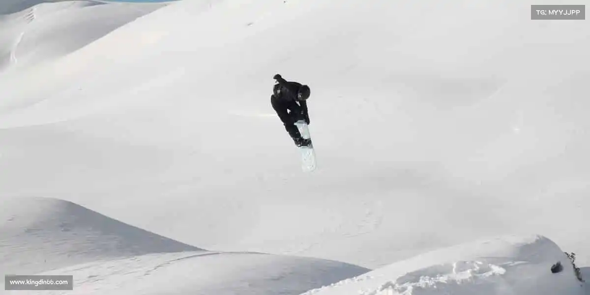 <strong>MK SPORTS</strong>⚽️每一次奔跑都是心跳的呼应，每一次挥拍都是信念的绽放 —— 运动，永不停摆！